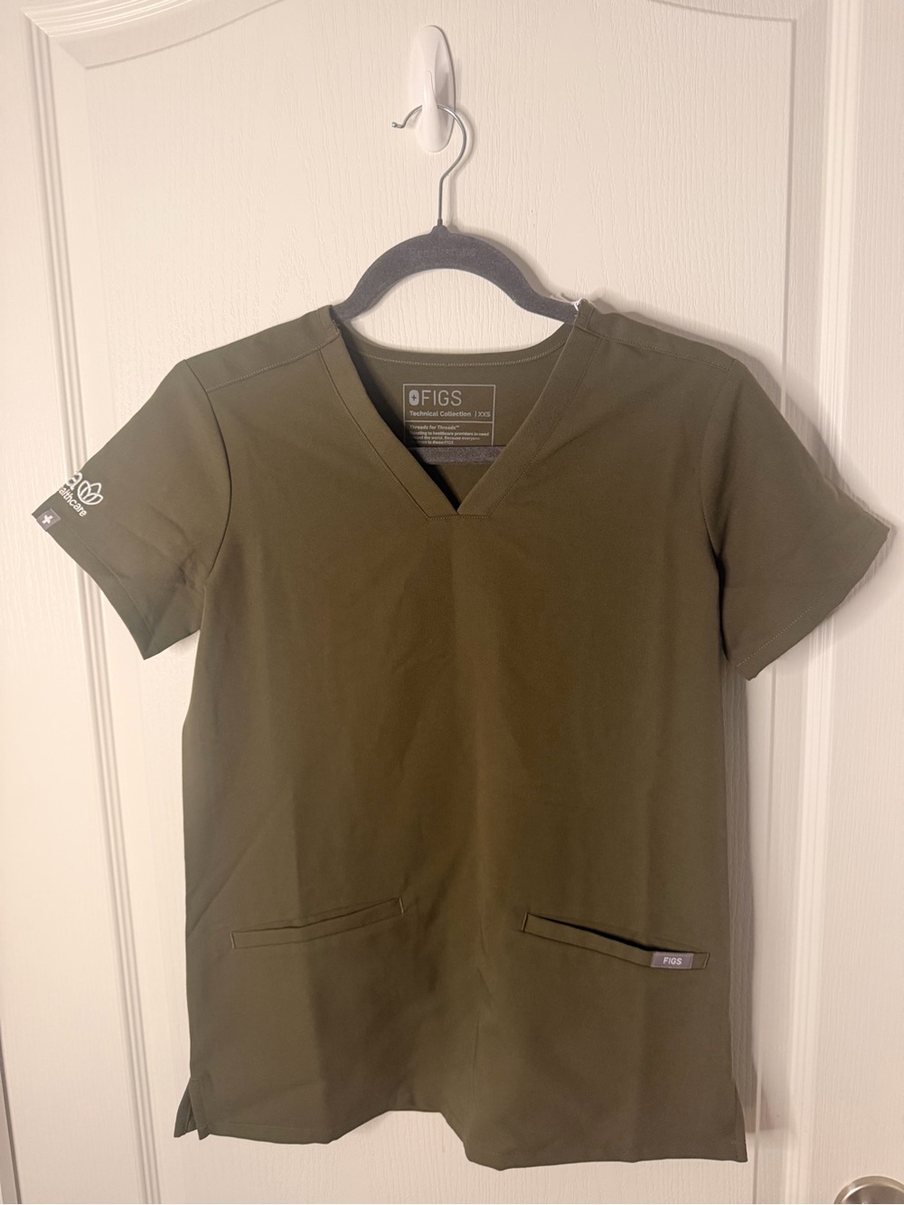 FIGS women's Olive V-Neck Scrub Top